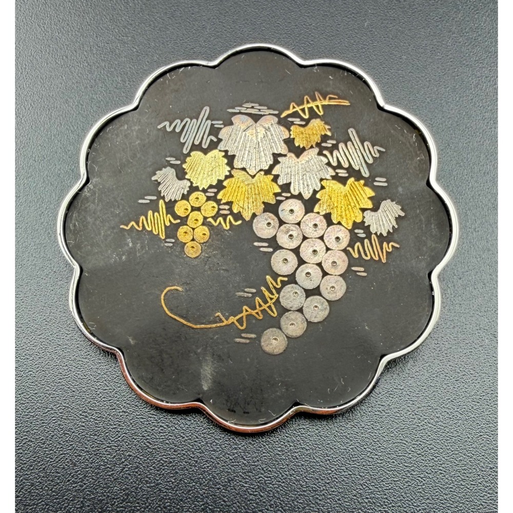 Amita Damascene Brooch 1.5in Black Gold Silver Grapes Scalloped Japan Vintage